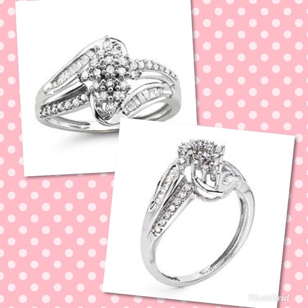1/3 CT. T.W. Diamond 10K White Gold Cluster Ring